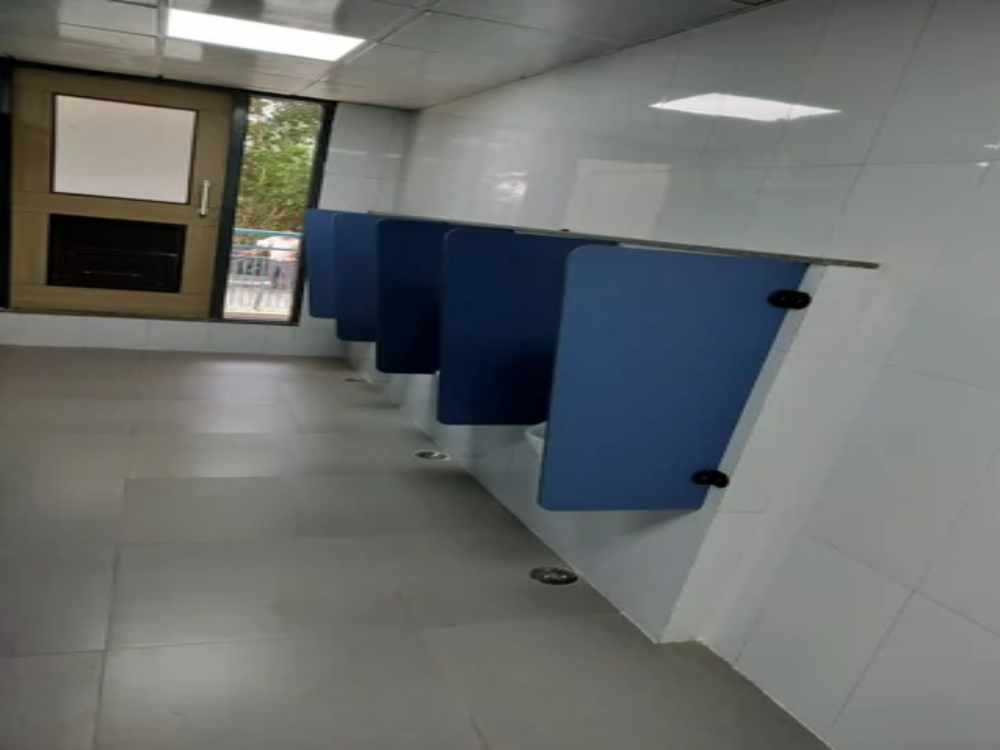 Privacy Urinal Panels